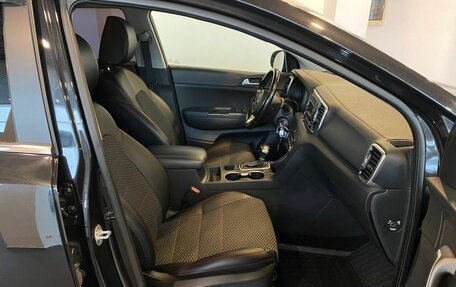 KIA Sportage IV рестайлинг, 2018 год, 2 299 000 рублей, 29 фотография