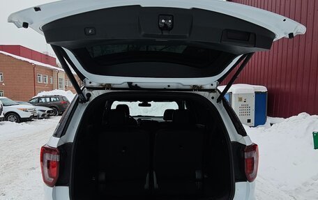 Ford Explorer VI, 2017 год, 3 500 000 рублей, 6 фотография