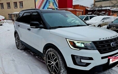 Ford Explorer VI, 2017 год, 3 500 000 рублей, 3 фотография
