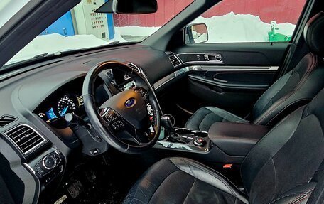 Ford Explorer VI, 2017 год, 3 500 000 рублей, 13 фотография