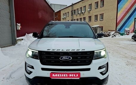 Ford Explorer VI, 2017 год, 3 500 000 рублей, 2 фотография