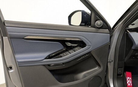 Land Rover Range Rover Evoque II, 2020 год, 3 950 000 рублей, 19 фотография