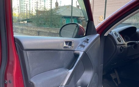 Volkswagen Tiguan I, 2009 год, 890 000 рублей, 21 фотография