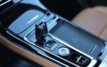 Geely Atlas, 2025 год, 2 982 000 рублей, 17 фотография