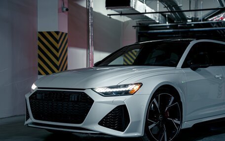 Audi RS 6, 2022 год, 14 900 000 рублей, 11 фотография