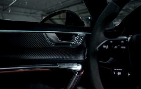 Audi RS 6, 2022 год, 14 900 000 рублей, 22 фотография