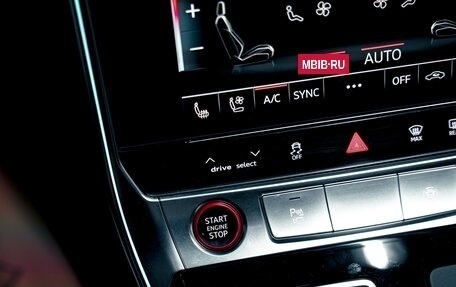 Audi RS 6, 2022 год, 14 900 000 рублей, 16 фотография