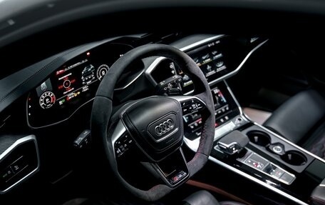 Audi RS 6, 2022 год, 14 900 000 рублей, 20 фотография