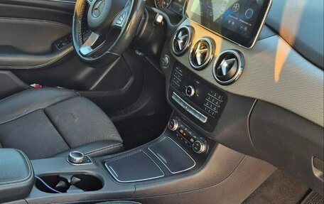 Mercedes-Benz B-Класс, 2017 год, 1 790 000 рублей, 11 фотография