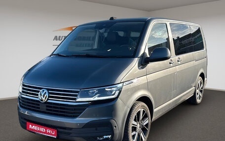 Volkswagen Multivan T6 рестайлинг, 2024 год, 10 250 000 рублей, 1 фотография