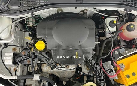 Renault Logan I, 2011 год, 500 000 рублей, 21 фотография