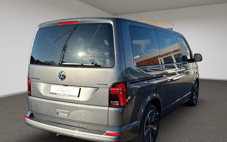 Volkswagen Multivan T6 рестайлинг, 2024 год, 10 250 000 рублей, 6 фотография