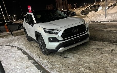 Toyota RAV4, 2025 год, 3 999 000 рублей, 1 фотография