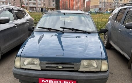 ИЖ 2126 «Ода», 2002 год, 158 000 рублей, 2 фотография