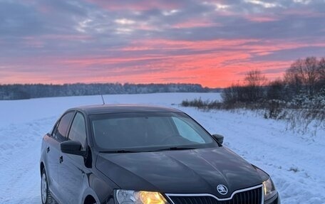 Skoda Rapid I, 2014 год, 887 000 рублей, 2 фотография