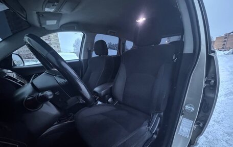 Mitsubishi Outlander III рестайлинг 3, 2008 год, 800 000 рублей, 17 фотография