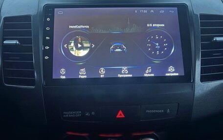 Mitsubishi Outlander III рестайлинг 3, 2008 год, 800 000 рублей, 30 фотография