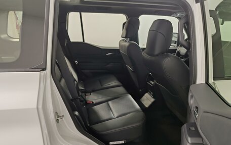 Toyota Land Cruiser Prado, 2025 год, 13 300 000 рублей, 24 фотография