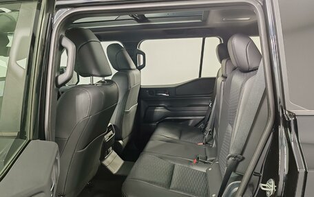 Toyota Land Cruiser Prado, 2025 год, 13 300 000 рублей, 27 фотография