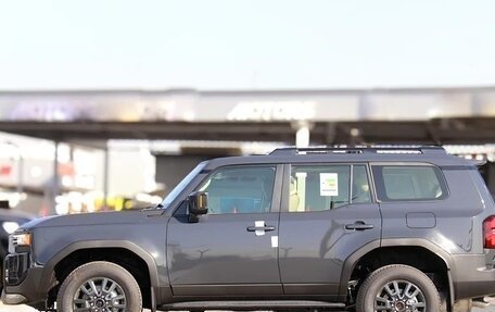 Toyota Land Cruiser Prado, 2025 год, 9 594 000 рублей, 24 фотография