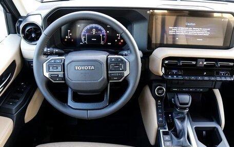 Toyota Land Cruiser Prado, 2025 год, 9 594 000 рублей, 27 фотография