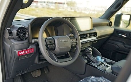 Toyota Land Cruiser Prado, 2025 год, 9 594 000 рублей, 6 фотография