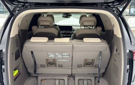 KIA Carnival, 2024 год, 5 900 000 рублей, 31 фотография