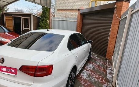 Volkswagen Jetta VI, 2015 год, 1 380 000 рублей, 6 фотография