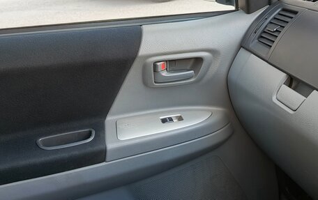 Toyota Voxy II, 2007 год, 1 150 000 рублей, 6 фотография