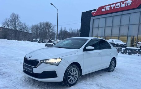 Skoda Rapid I, 2020 год, 1 549 000 рублей, 2 фотография