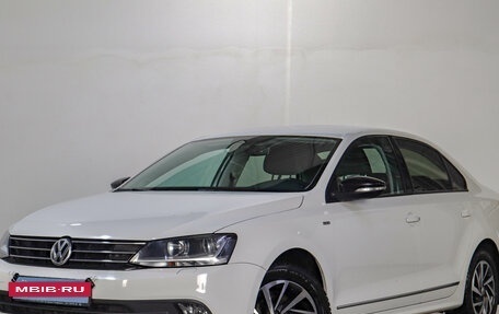 Volkswagen Jetta VI, 2018 год, 1 619 000 рублей, 4 фотография