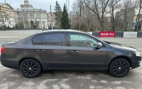 Volkswagen Passat B6, 2008 год, 530 000 рублей, 2 фотография