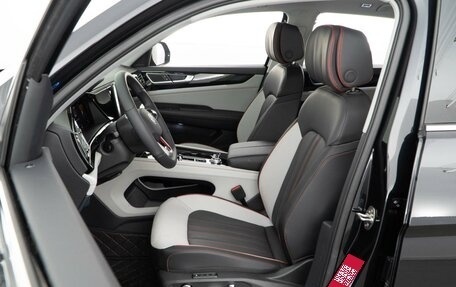 Volkswagen Teramont I, 2025 год, 5 849 999 рублей, 10 фотография