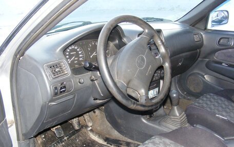 Toyota Corolla, 2000 год, 330 000 рублей, 4 фотография