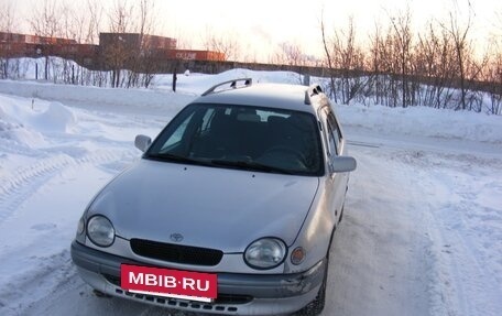 Toyota Corolla, 2000 год, 330 000 рублей, 2 фотография
