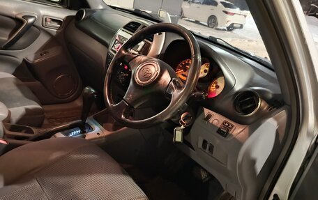 Toyota RAV4, 2000 год, 570 000 рублей, 10 фотография