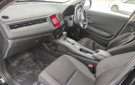 Honda Vezel, 2018 год, 1 850 000 рублей, 12 фотография