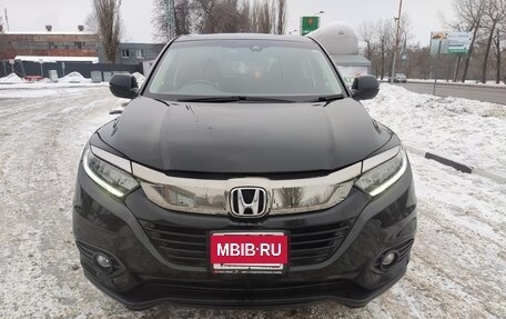 Honda Vezel, 2018 год, 1 850 000 рублей, 15 фотография