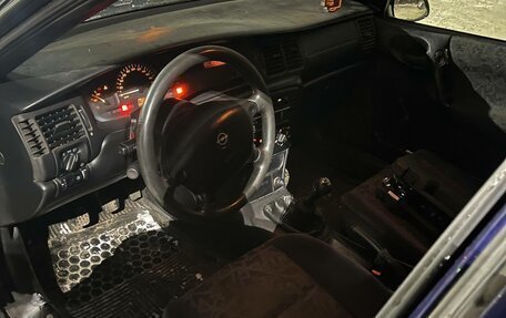 Opel Vectra B рестайлинг, 1998 год, 110 000 рублей, 5 фотография