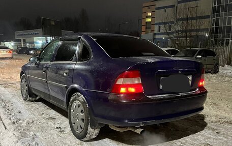 Opel Vectra B рестайлинг, 1998 год, 110 000 рублей, 3 фотография