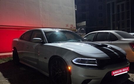 Dodge Charger, 2020 год, 3 700 000 рублей, 24 фотография