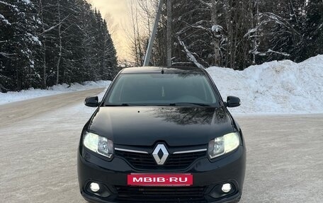 Renault Logan II, 2015 год, 352 000 рублей, 1 фотография
