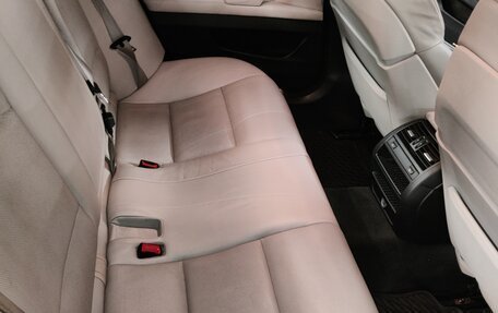 BMW 5 серия, 2011 год, 1 750 000 рублей, 11 фотография