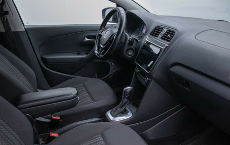 Volkswagen Polo VI (EU Market), 2017 год, 785 000 рублей, 9 фотография