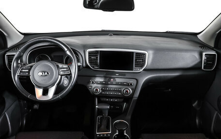 KIA Sportage IV рестайлинг, 2020 год, 2 690 000 рублей, 13 фотография