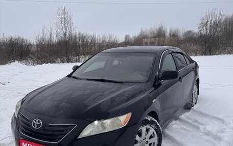 Toyota Camry, 2008 год, 950 000 рублей, 1 фотография