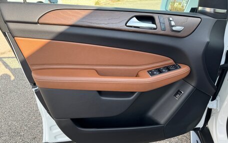 Mercedes-Benz GLE, 2016 год, 4 450 000 рублей, 13 фотография