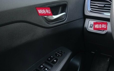 Hyundai Solaris II рестайлинг, 2021 год, 1 375 900 рублей, 10 фотография