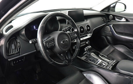 KIA Stinger I, 2019 год, 2 099 000 рублей, 9 фотография