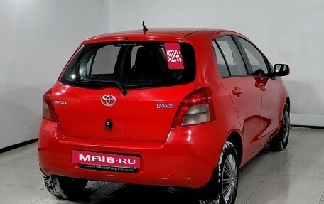 Toyota Yaris III рестайлинг, 2007 год, 560 000 рублей, 4 фотография